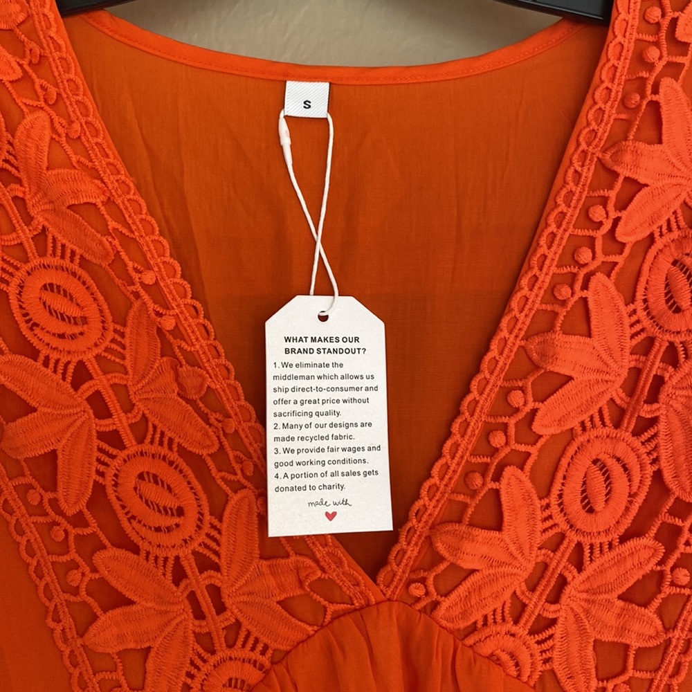 Dress - Picture 3 of 3